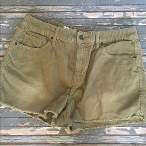 ⬇️Mossimo high waist shorts size 10